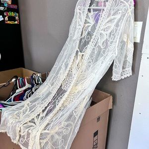 Never worn la e coverup.